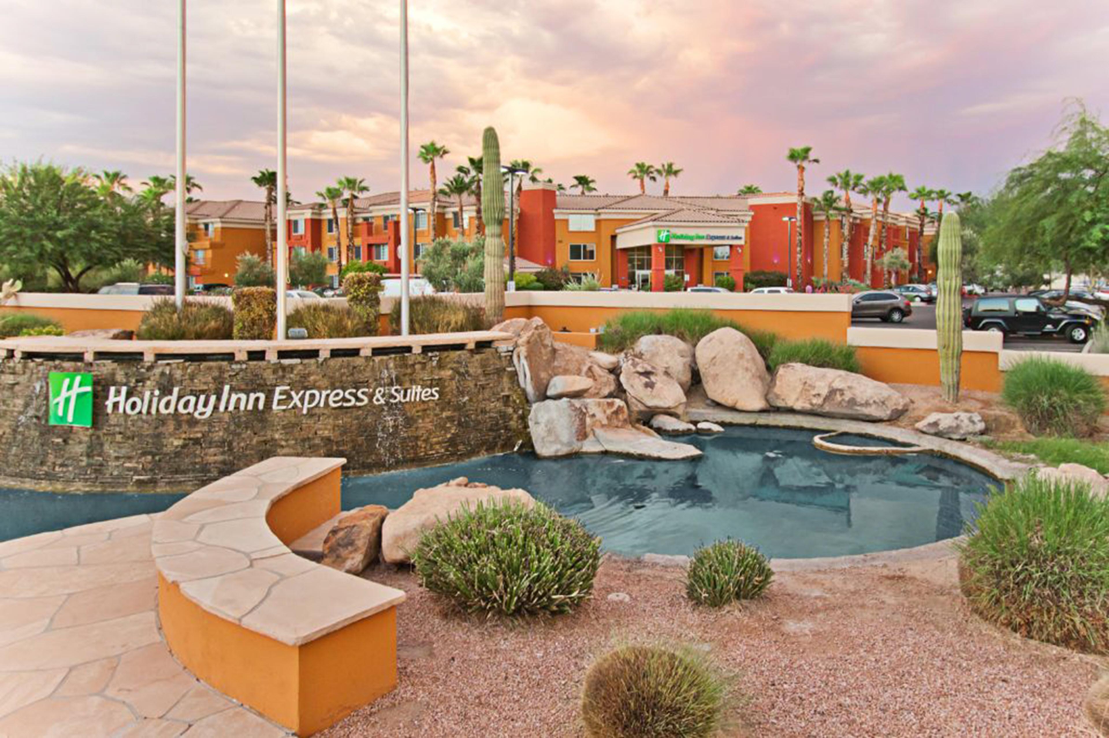 Holiday Inn Express Hotel & Suites Scottsdale - Old Town, An Ihg Hotel Exteriör bild